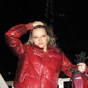 Meet your Posher, Анна